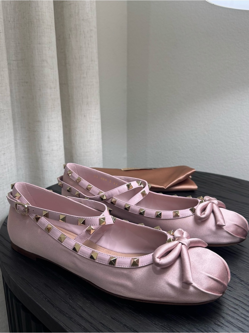 Valentino Garavani Rockstud Ballerina Flats Satin Pink 42